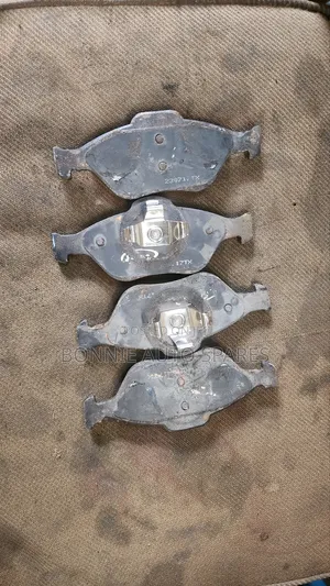 Mazda Verisa/Mazda Demio Brake Pads