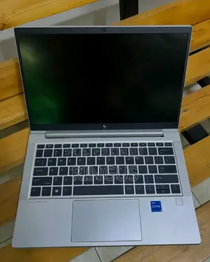 New Laptop HP EliteBook 640 G9 16GB Intel Core I5 SSD 512GB