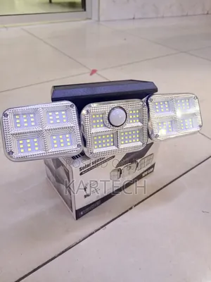 Solar Motion Sensor 3 Head Security Light