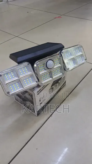 3-Panel Solar Powered Outdoor Security Light