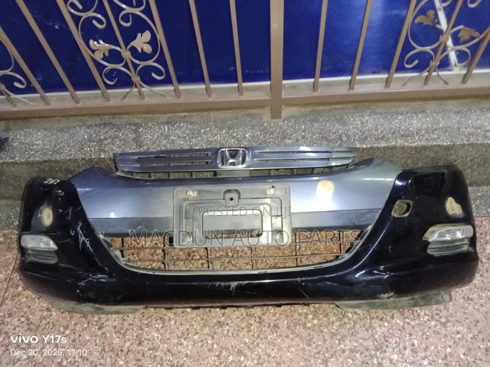 Honda Insight Front Bumper With Grill