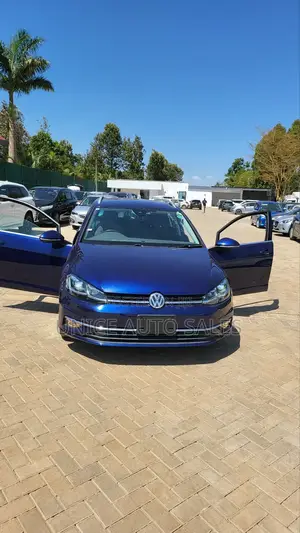 Volkswagen Golf 2018 Blue