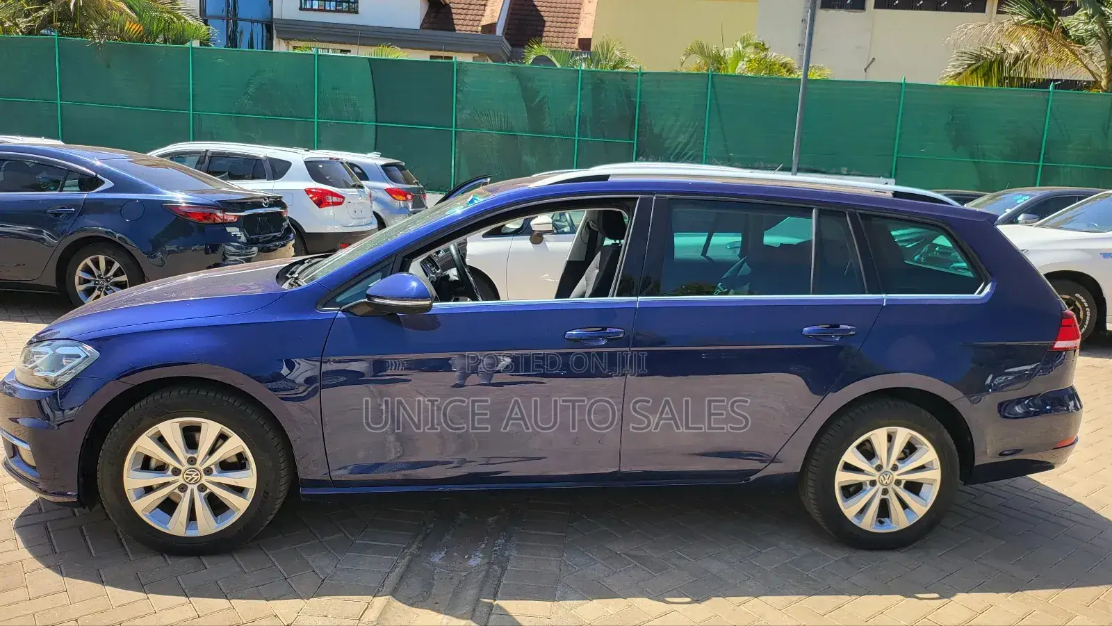 Volkswagen Golf 2018 Blue