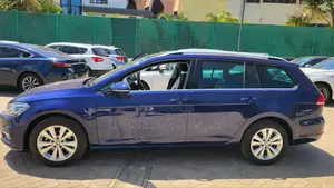 Volkswagen Golf 2018 Blue