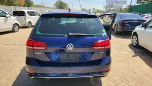 Volkswagen Golf 2018 Blue