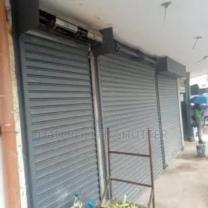 Lockable Manual Roller Shutter – Enhanced Security