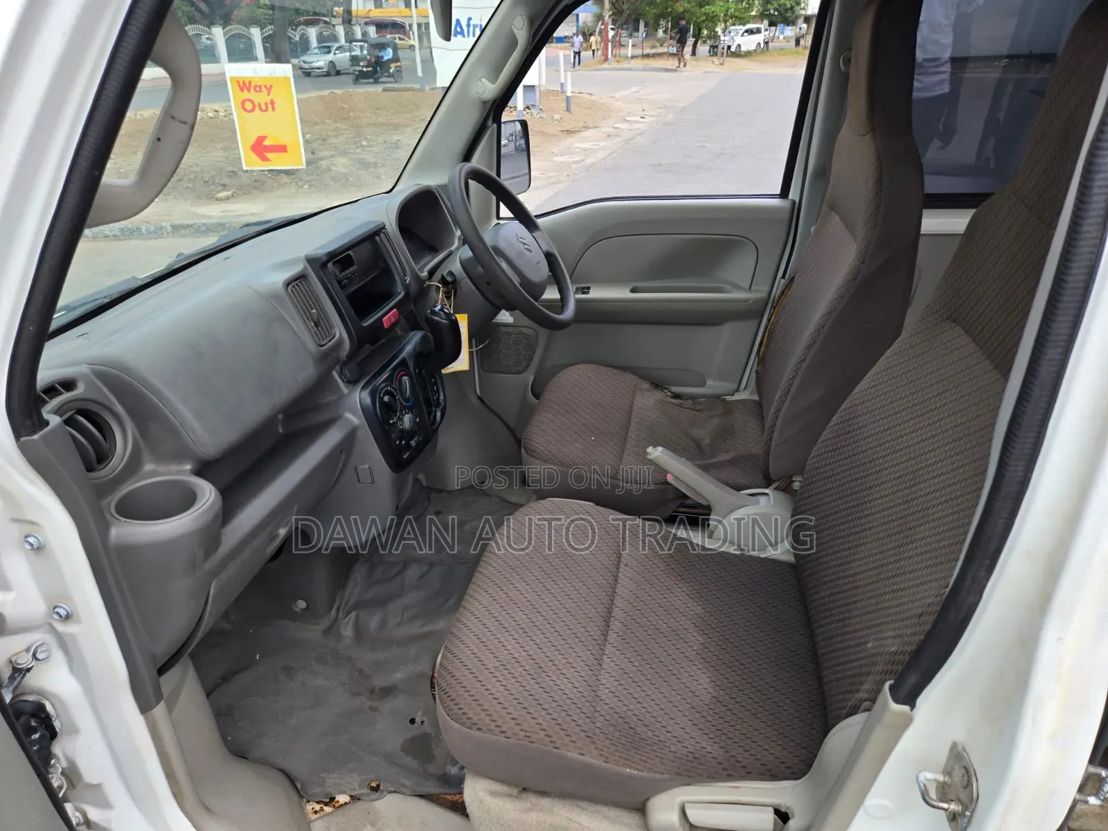 Suzuki Every Wagon 2017 White