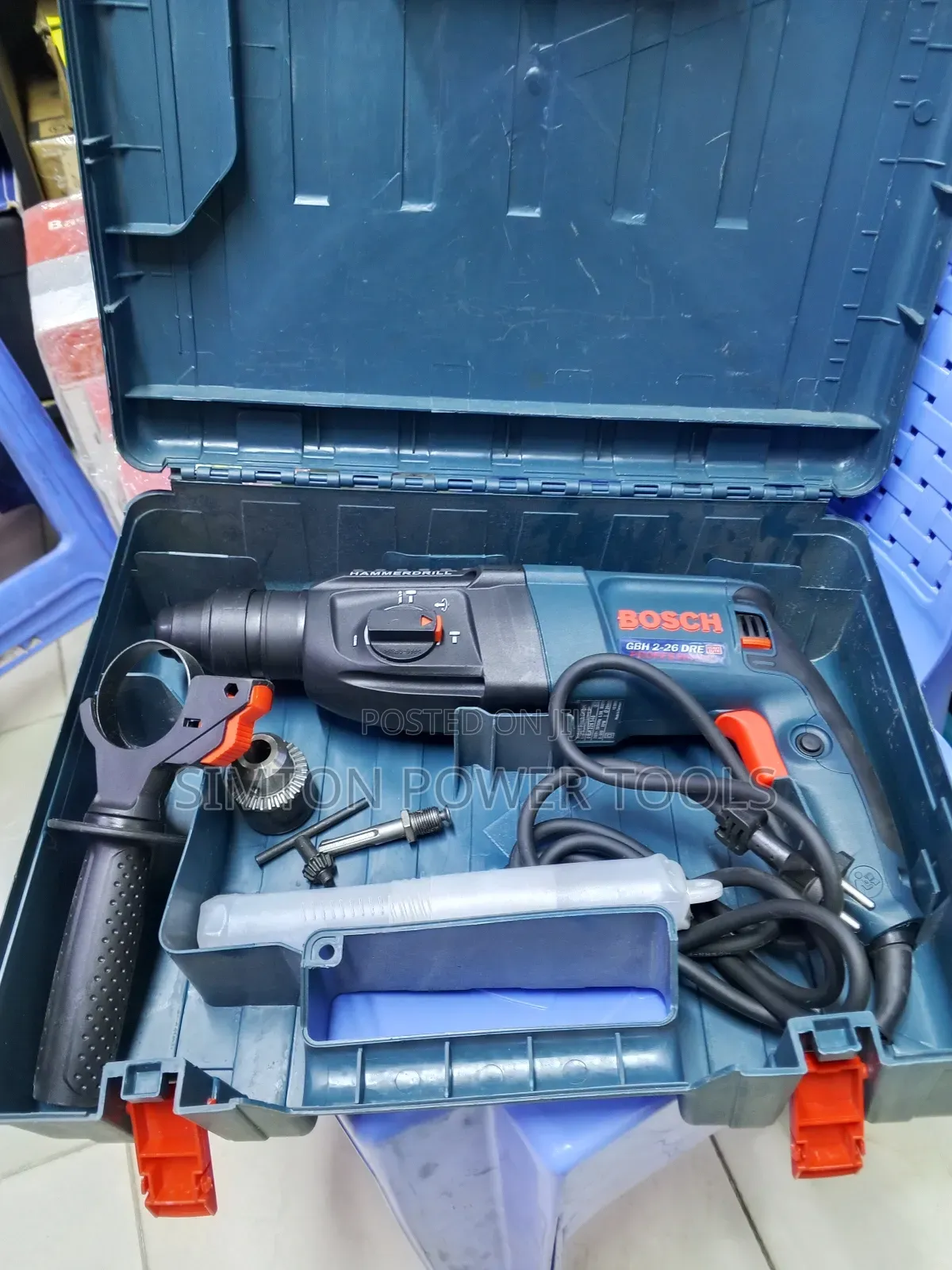 800w Bosch Rotary Hammer Drill