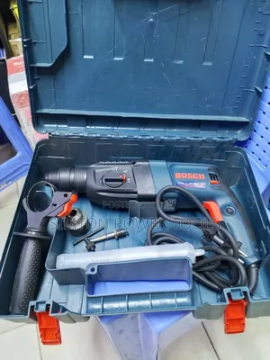 800w Bosch Rotary Hammer Drill