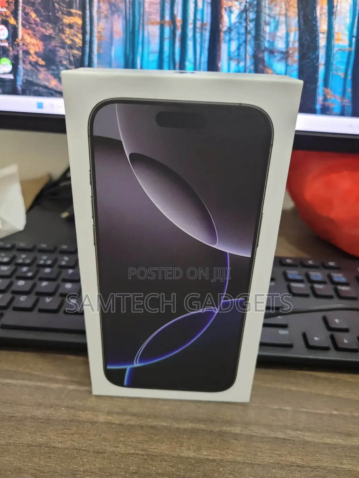 New Apple iPhone 16 Pro Max 256 GB Black