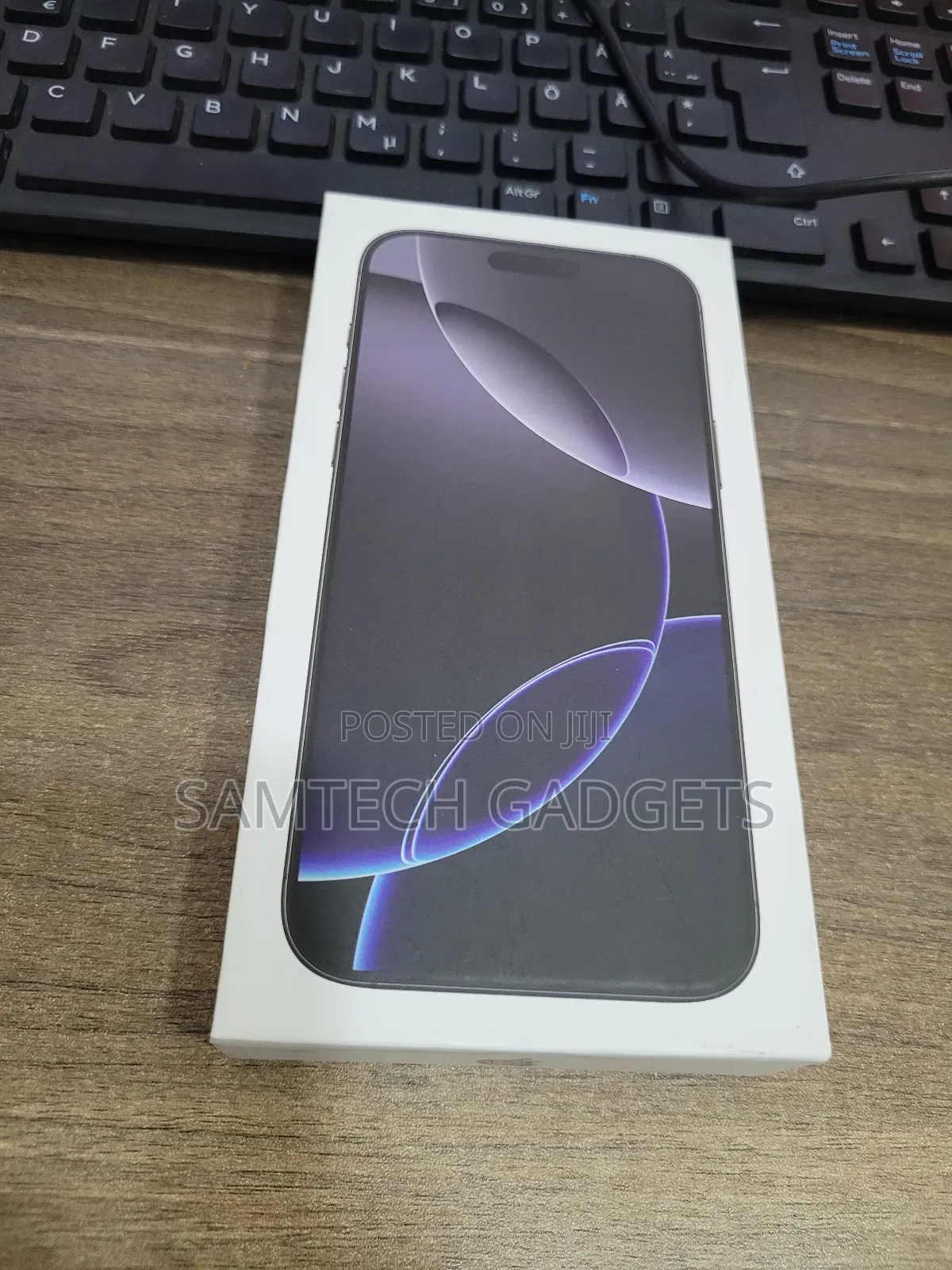 New Apple iPhone 16 Pro Max 256 GB Black
