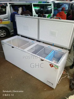 700l Ramtons Deep Freezer