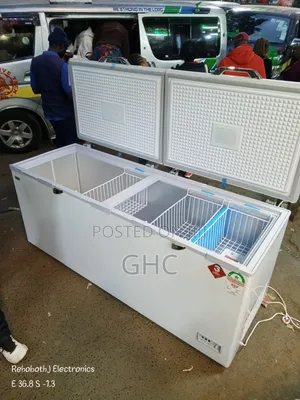 700l Ramtons Deep Freezer