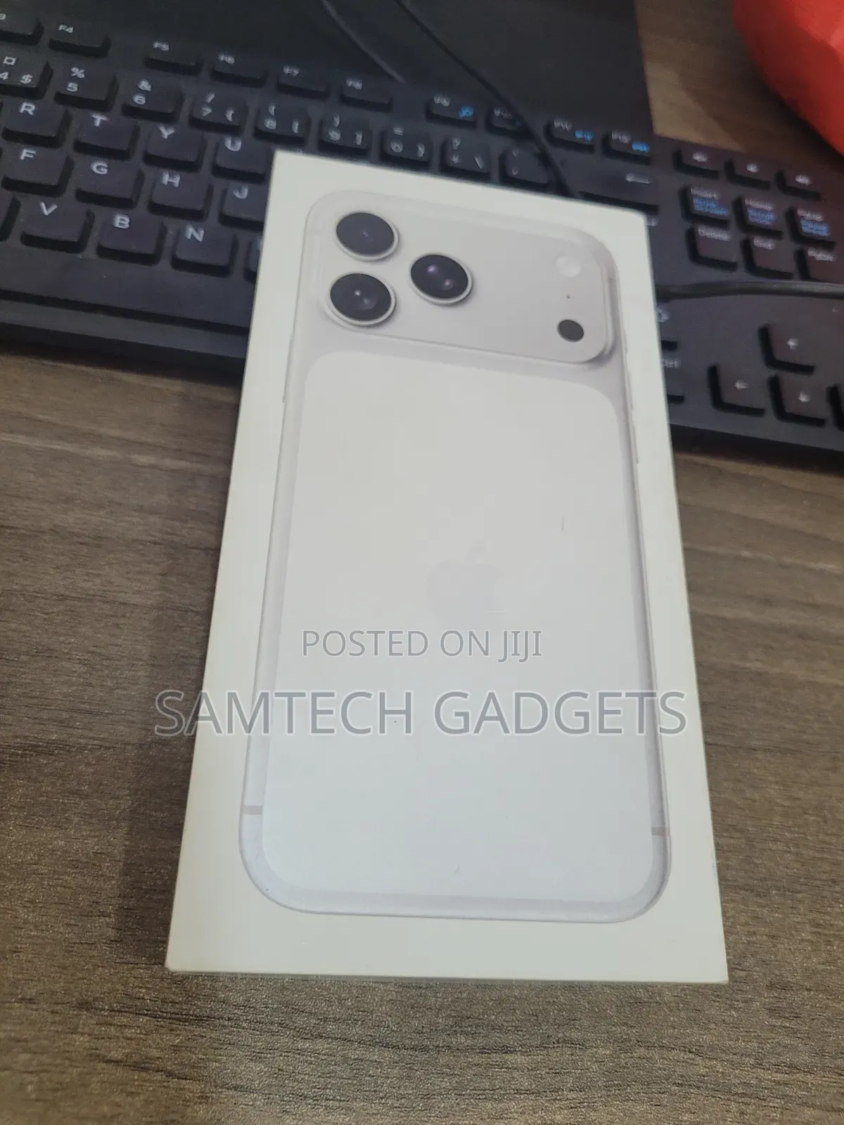 New Apple iPhone 17 Pro Max 256 GB Silver