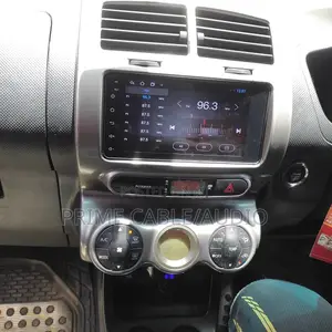 Toyota Ist 2009-2013 Fitted With 8 Inch Android Radio