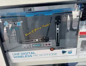 BNK Is-20 Uhf Digital Wireless Microphone System.