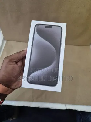 New Apple iPhone 15 Pro Max 256 GB Black