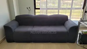 Contemporary 3-Seater Couch