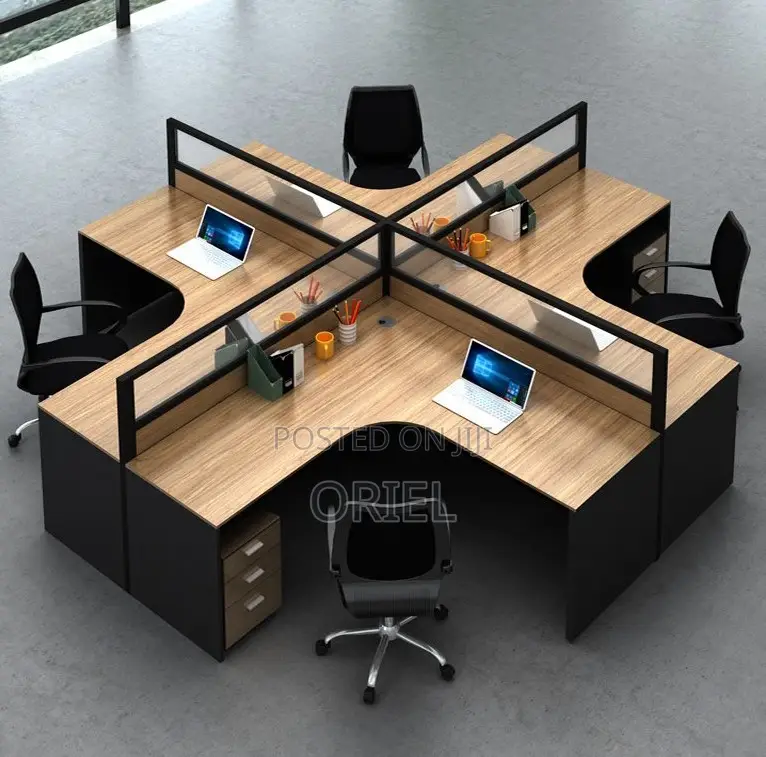 Office Workstation; Open-plan Curved 4-person Workstation