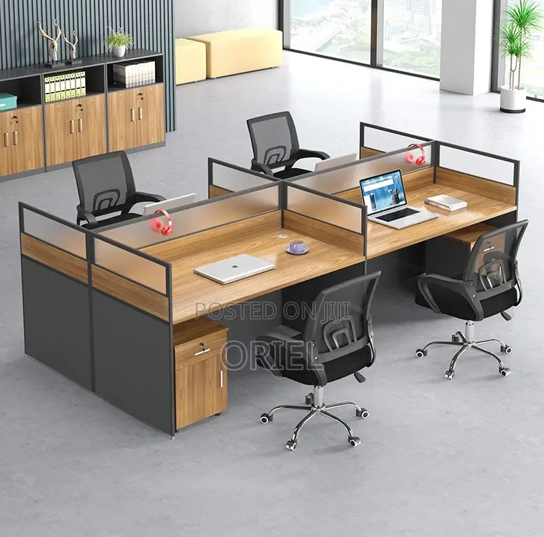 Office Workstation; Open-plan Curved 4-person Workstation