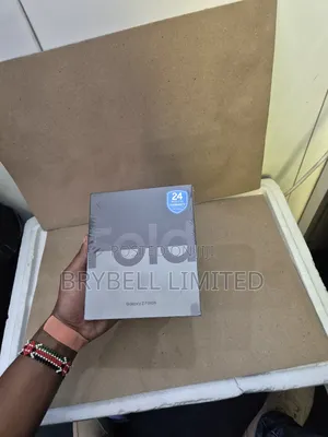 New Samsung Galaxy Z Fold4 256 GB Blue