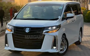 Toyota Alphard 2019 White