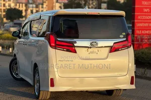 Toyota Alphard 2019 White