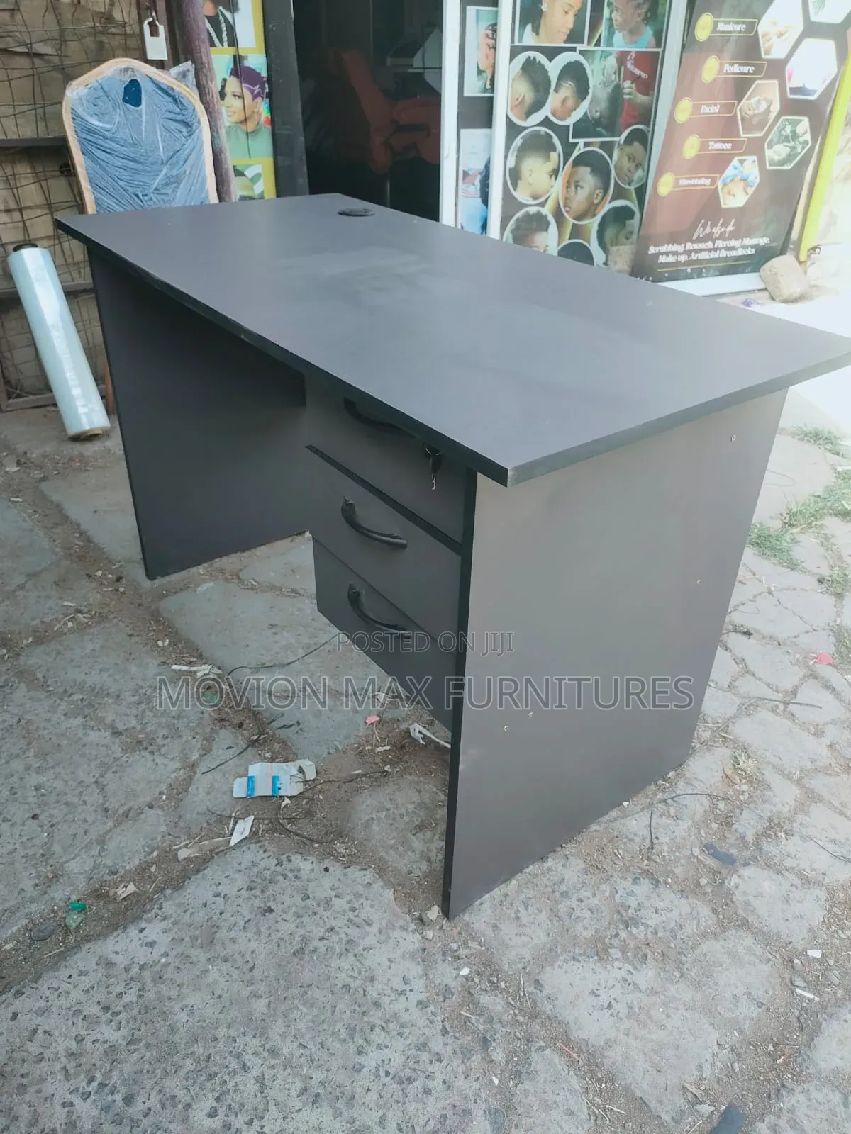 1.2m Smart Office Desk