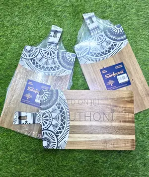 Sonforest Acacia Cutting and Serving Board. (46.8cm*22.5cm*1.5cm)