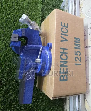 Bench Vise 6"