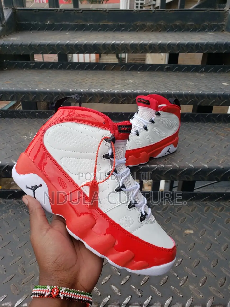 Air Jordan 9