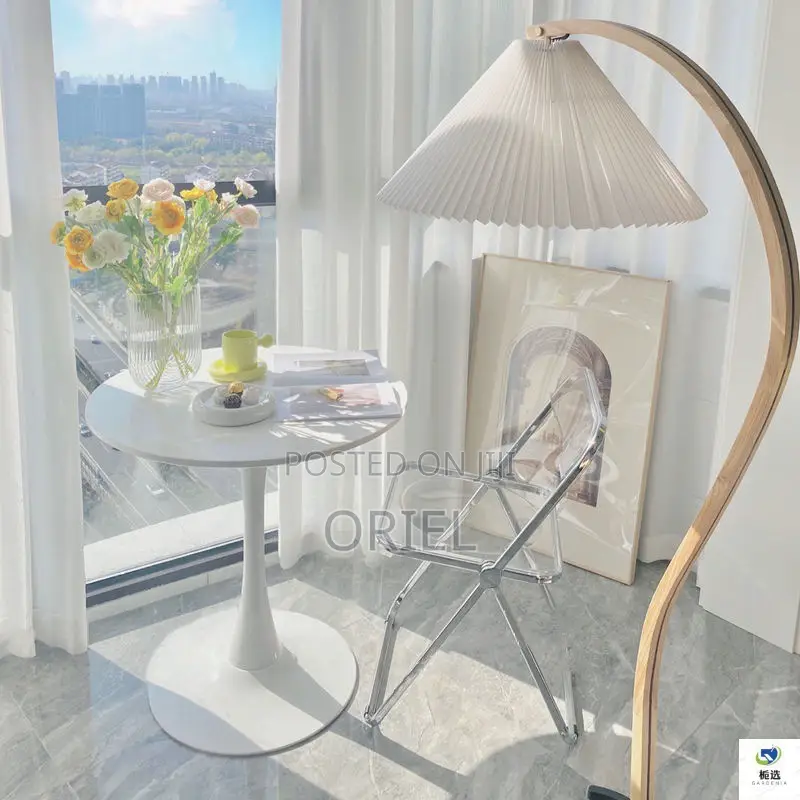 Dining Table : Modern Round Pedestal Dining Table