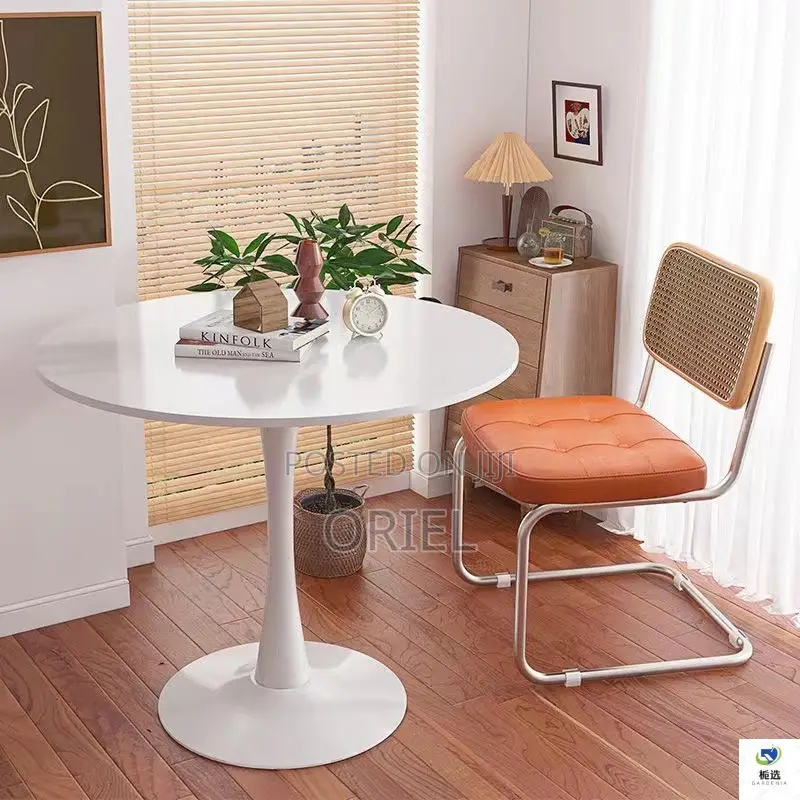 Dining Table : Modern Round Pedestal Dining Table