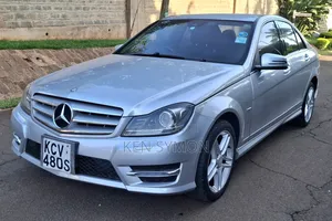 Mercedes-Benz C200 2012 Silver
