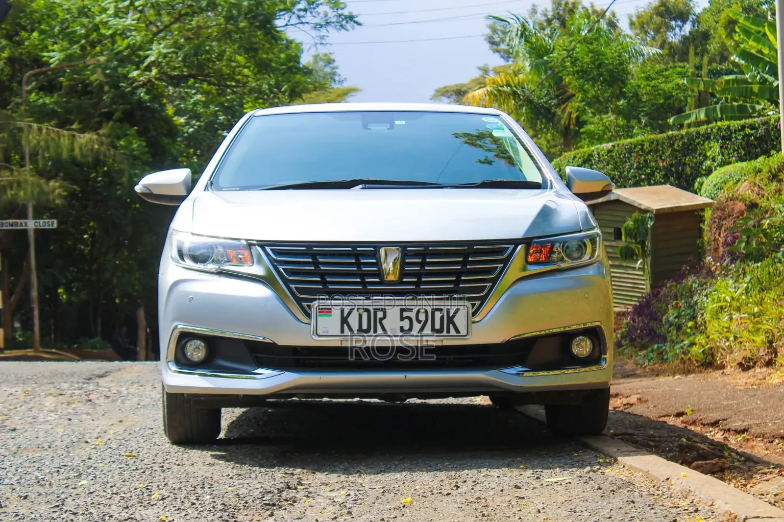 Toyota Premio 2017 Silver