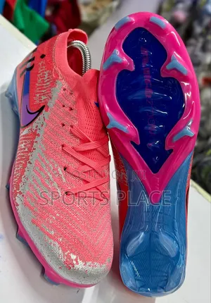 Vinicius Jr Vapor 16 Soccer Cleats