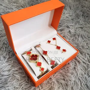 Elegant 6 in 4 Leaf Clover Ladies Gift Set