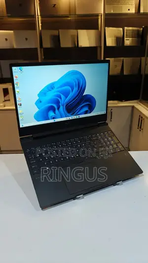 Laptop HP Victus 15 16GB AMD Ryzen 7 SSD 512GB