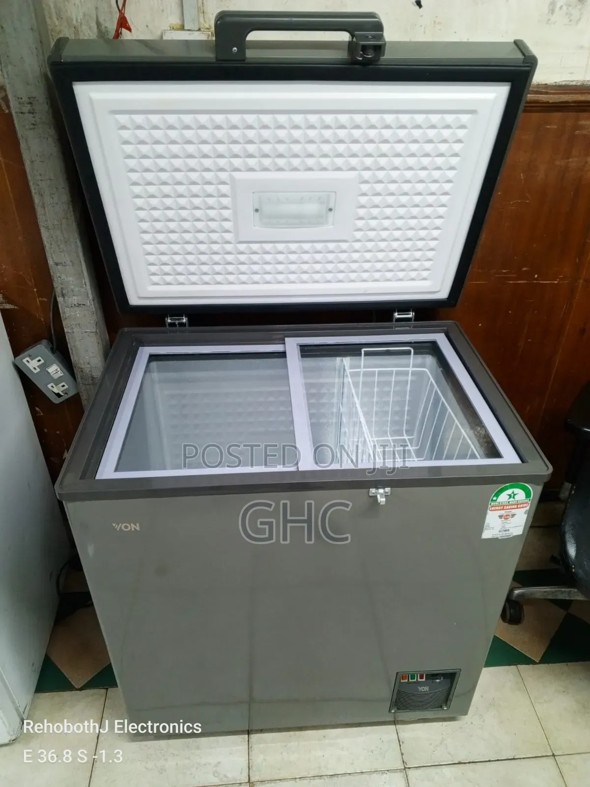 Von 150l Chest Freezer ( Gray Colour)