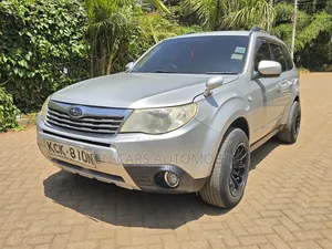 Subaru Forester 2011 Silver