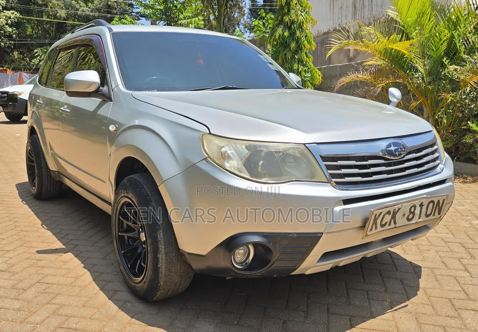 Subaru Forester 2011 Silver