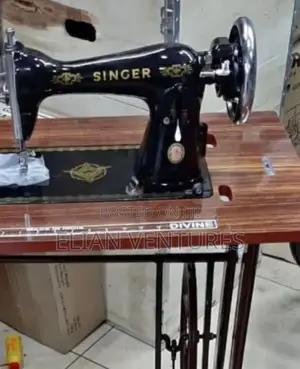 Original Singer Sewing Machine Complete