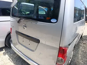 Nissan NV200 2019 Grey