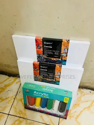 Boards for Arts Available for Drawing Students