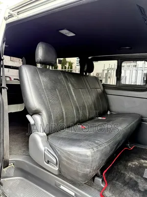 Toyota HiAce 2019 White