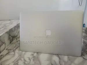 Laptop Apple MacBook Pro 2015 16GB Intel Core I7 SSD 500GB