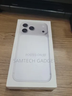 New Apple iPhone 17 Pro Max 256 GB Silver