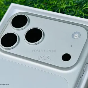 New Apple iPhone 17 Pro 512 GB Silver