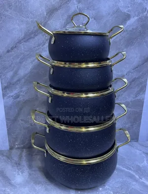 10pcs Amber Cookware Set Colours : White And Black Material: Granite