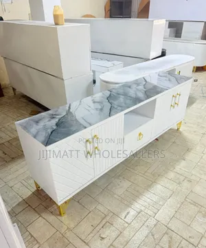 5.5 Fts Executive Modern Tv Stand With Marble Sheet Top